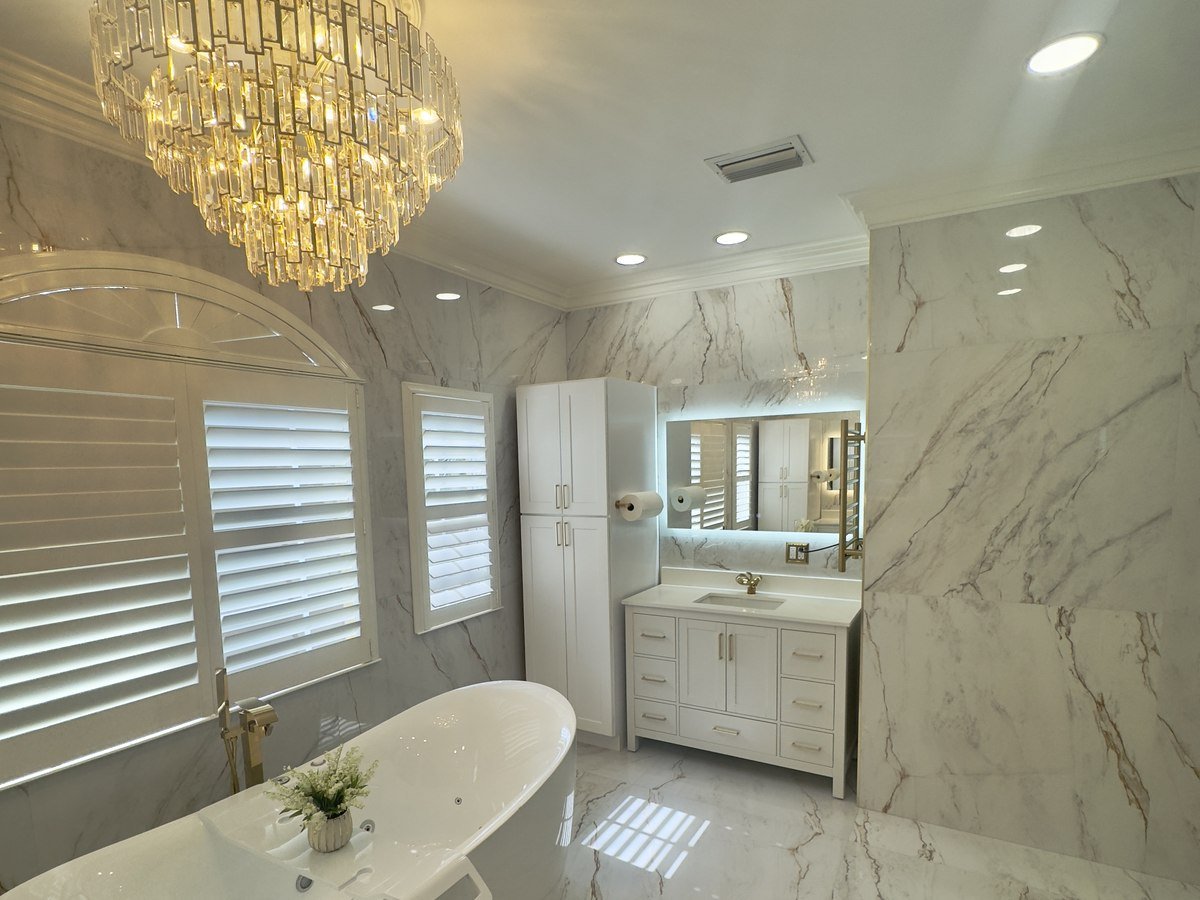 Traditional marble double vanity, South Florida bathroom remodel